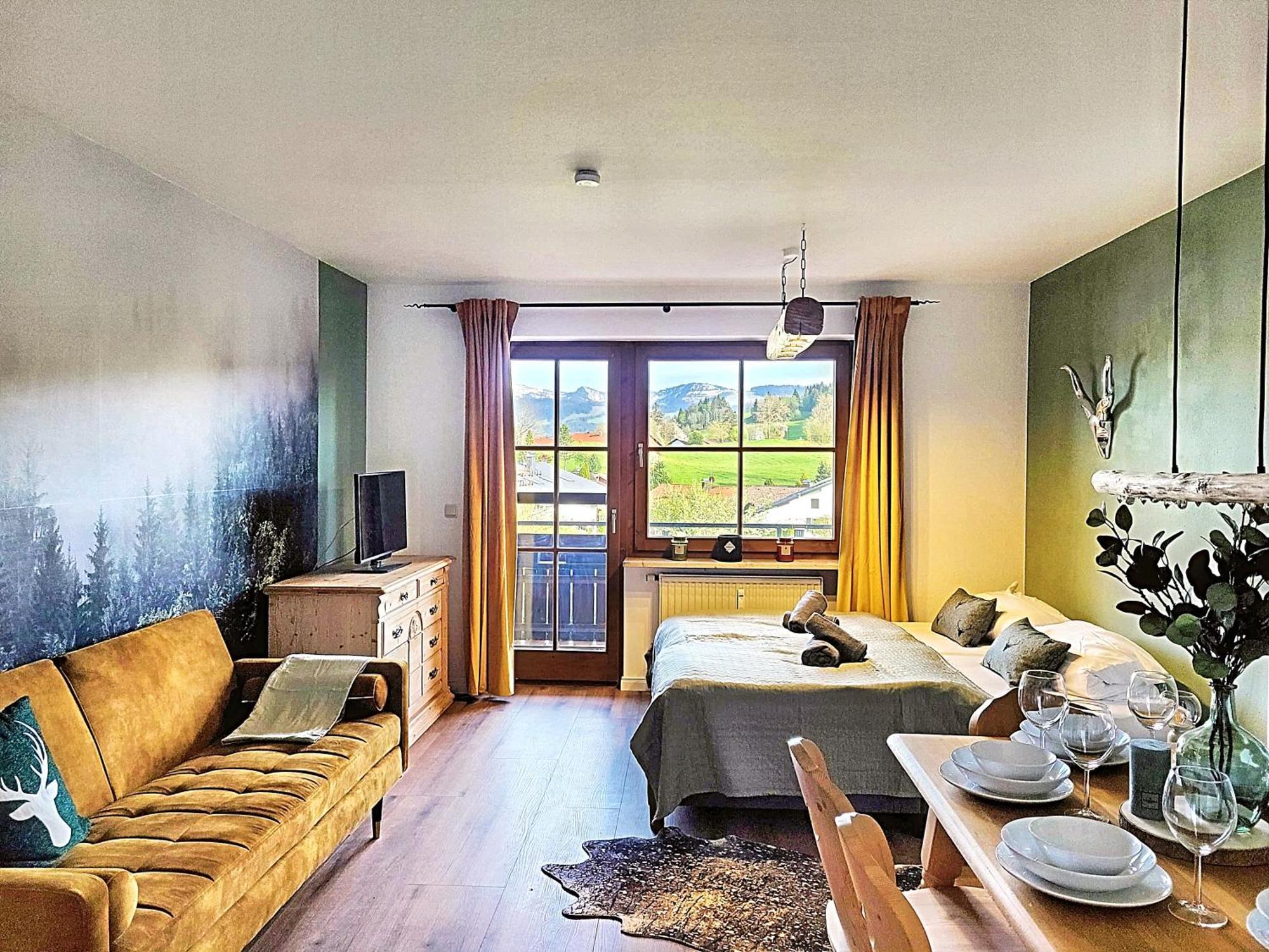 Lindners Hideaways - Bergnest Lodge - Bergblick Fewo 6 Pers Balkon Garten Hund Ski Unterkunft Luftkurort Oberreute Naehe Buchenegger Wasserfaelle Eistobel Bodensee Eksteriør billede