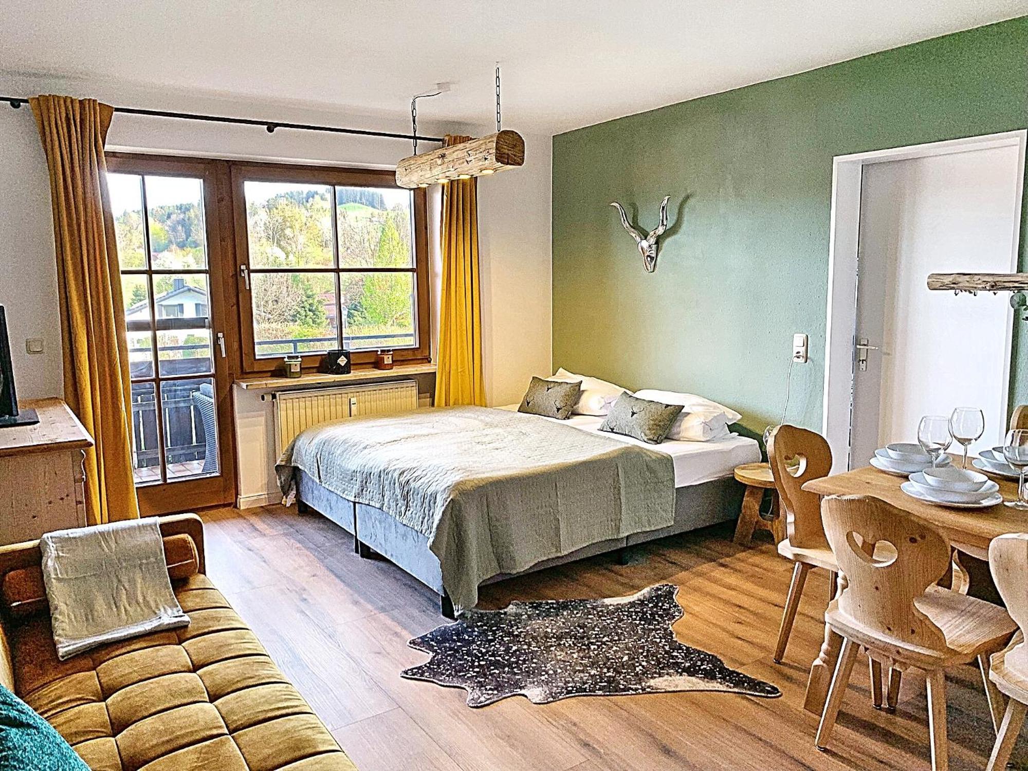Lindners Hideaways - Bergnest Lodge - Bergblick Fewo 6 Pers Balkon Garten Hund Ski Unterkunft Luftkurort Oberreute Naehe Buchenegger Wasserfaelle Eistobel Bodensee Eksteriør billede